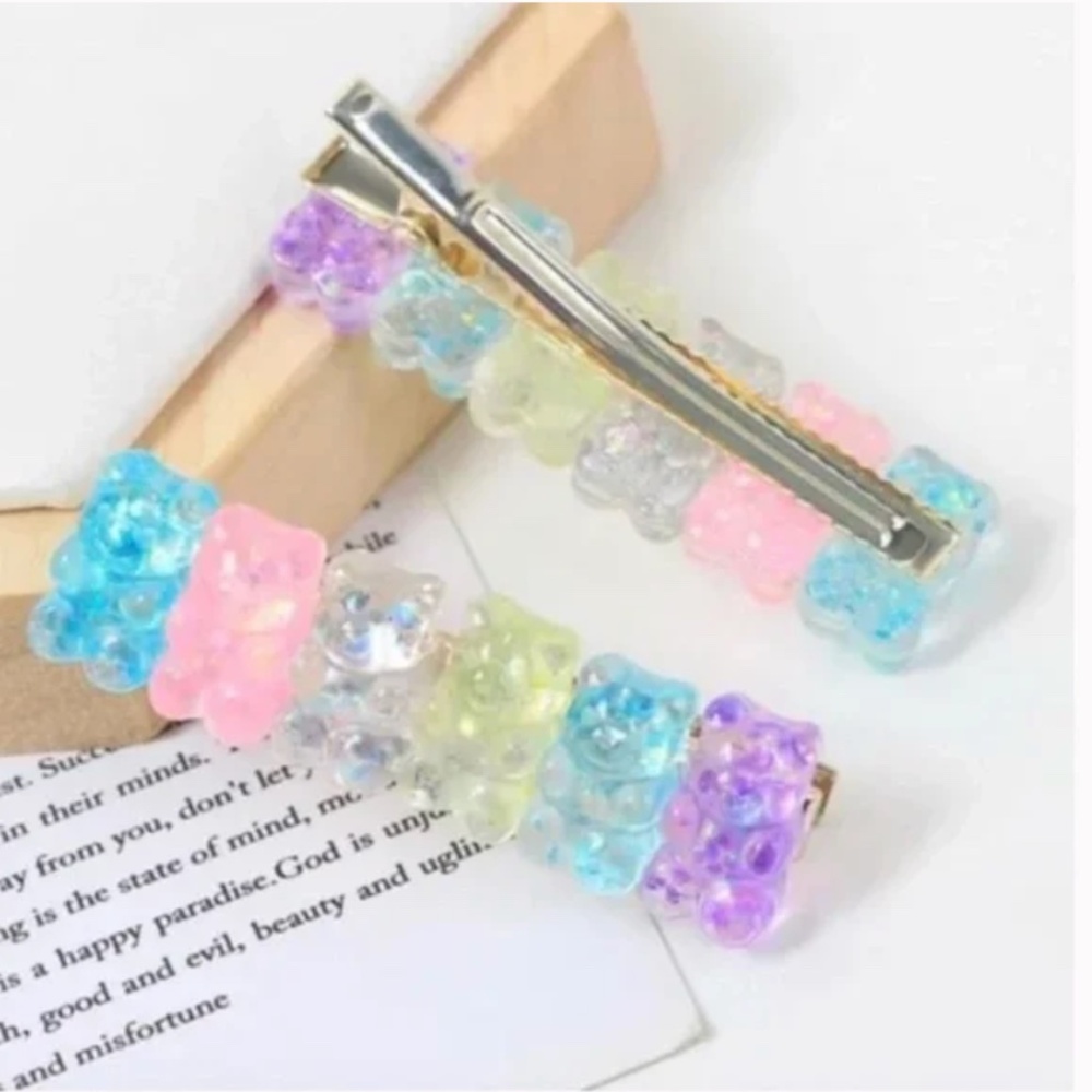 ❤️ FREE Gummy Bear Candy Chic Glam Modern Girly Artsy Trendy Hair Clip Barrettes